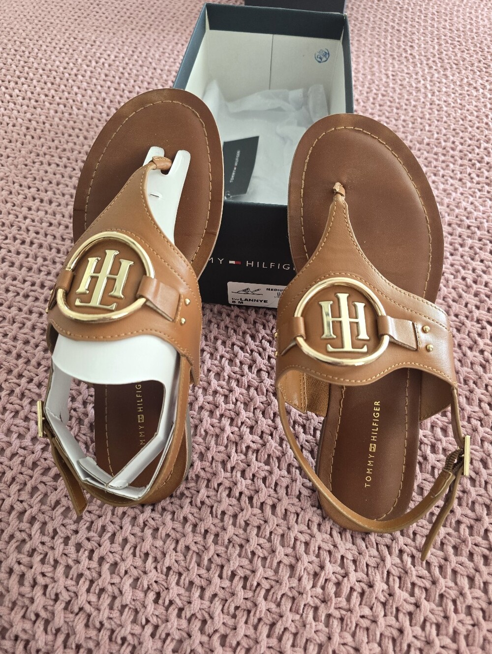 Tommy Hilfiger Tan Leather Logo Thong Sandals